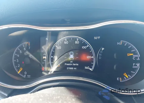 2017 Jeep Grand Cherokee Limited 4X4 z USA, uszkodzony, nr VIN 1C4RJFBG0HC844776